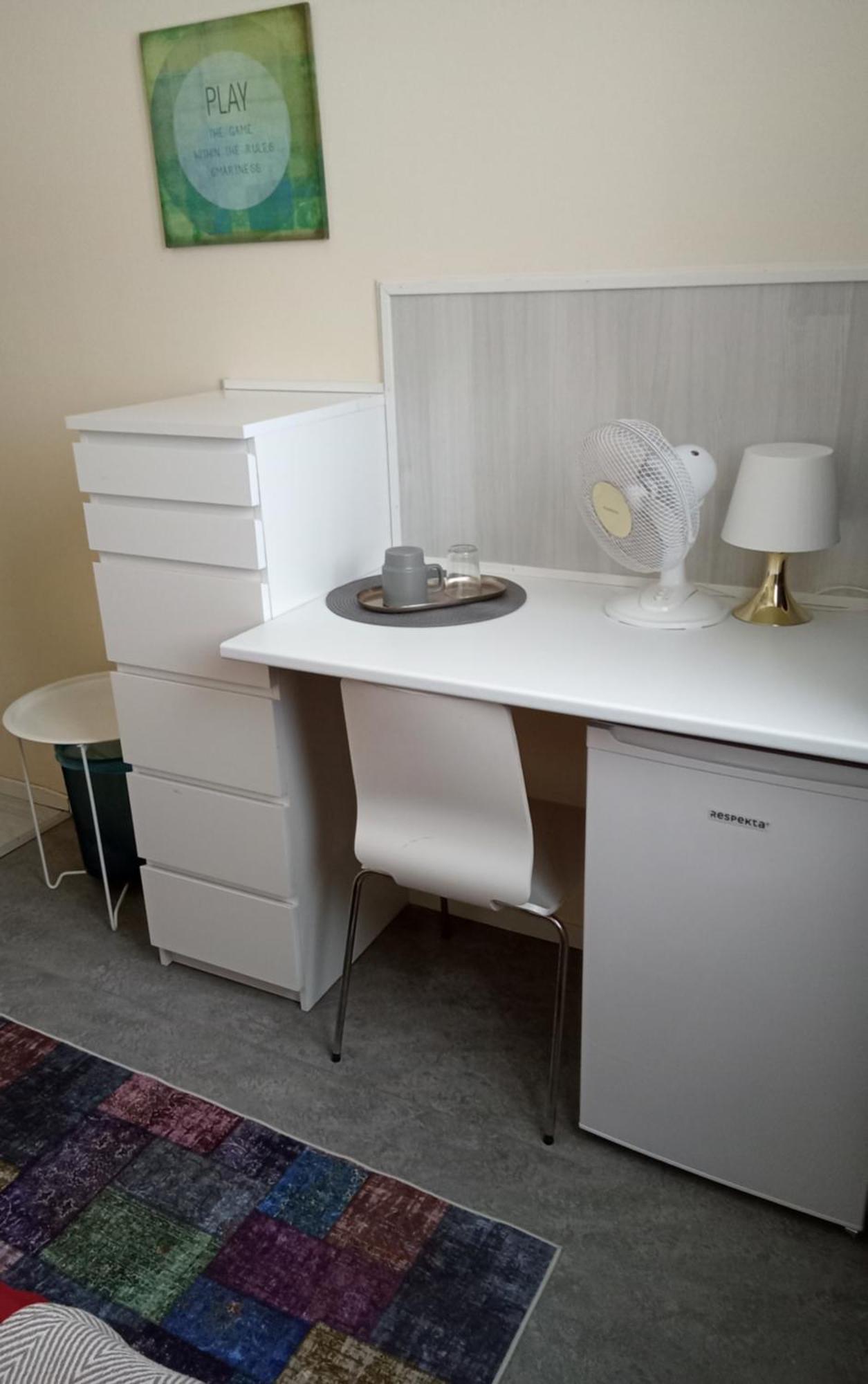 Single Room,1742903922:JPEG