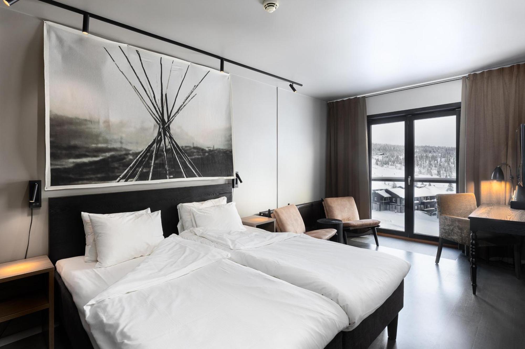 Double Room,1765850434:JPEG