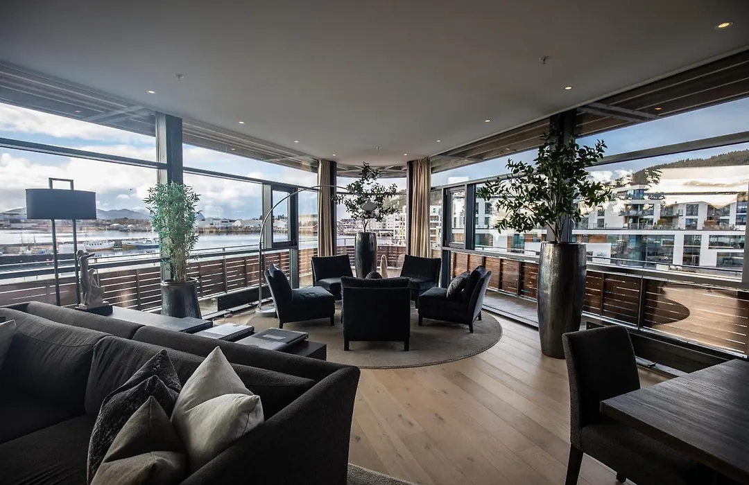 Quality Hotel Ulstein-1